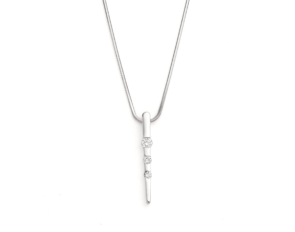 【オンライン限定】ICICLE(アイシクル) ダイヤモンドネックレス