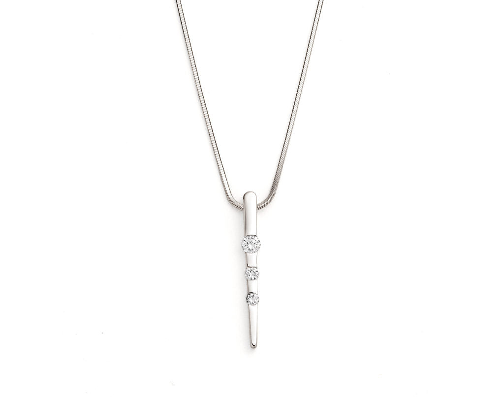【オンライン限定】ICICLE(アイシクル) ダイヤモンドネックレス