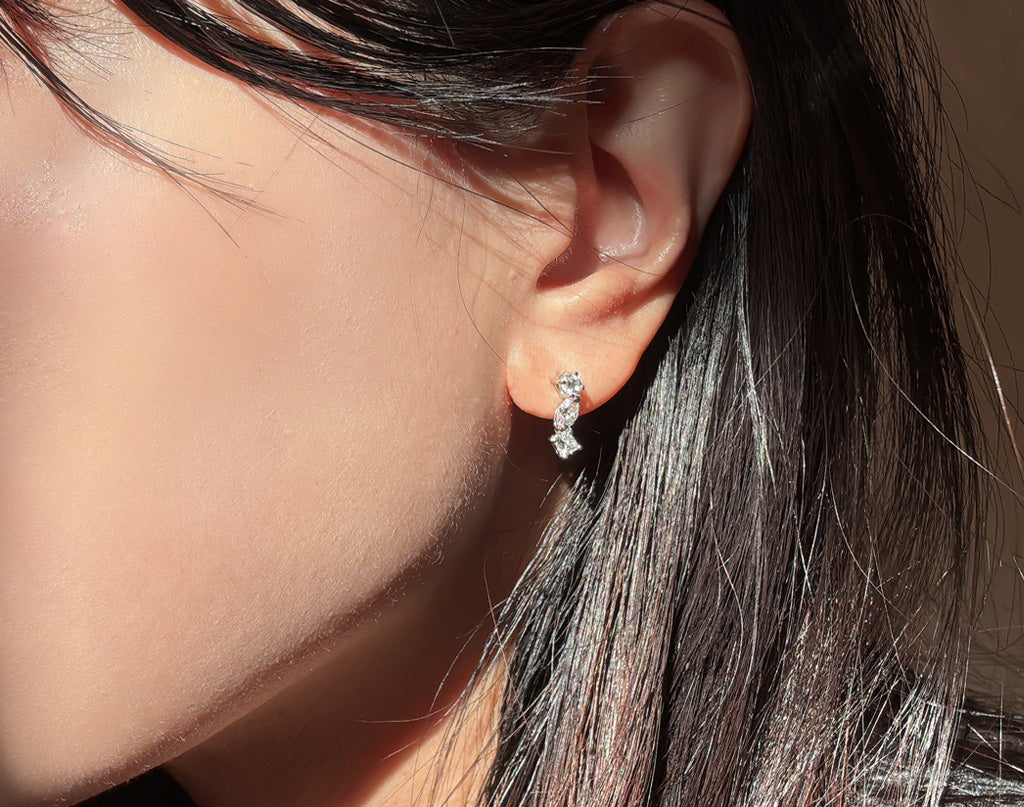 【オンライン限定】ミックスカットダイヤモンドプラチナピアス (straight)